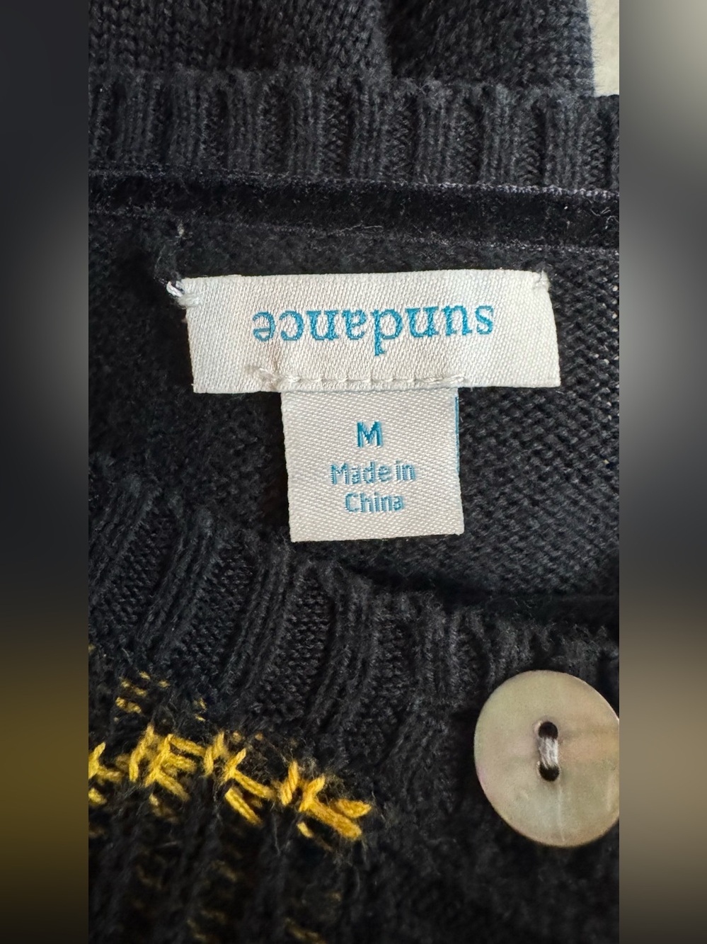 Sundance button-down cardigan size Medium (flaw) upside down tag - Picture 5 of 5